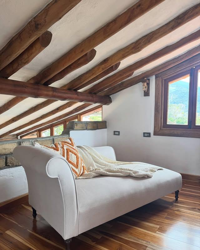 La Cabaña del Abuelo background