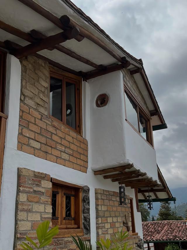 La Cabaña del Abuelo background