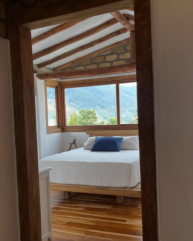 La Cabaña del Abuelo background